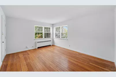 3954 Millsbrae Avenue #B, Cincinnati, OH 45209 - Photo 3