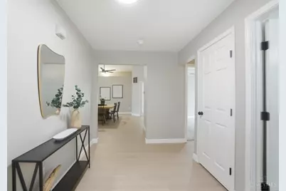 199 Saddle Creek Lane, Hamilton Township, OH 45039 - Photo 5