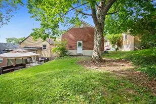 2425 St Albans Ave, Golf Manor, OH 45237 - Photo 13