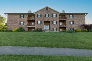 3163 Roesch Blvd, Fairfield, OH 45014 - Photo 1