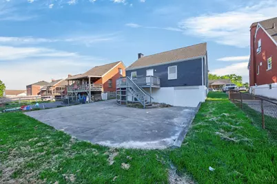 5590 Surrey Avenue, Green Township, OH 45248 - Photo 41