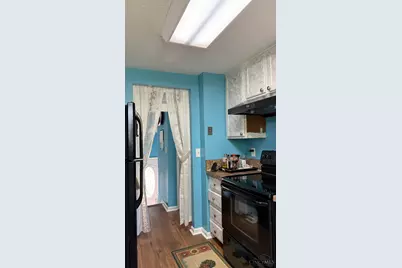 12082 Hazelhurst Drive, Springfield Township, OH 45240 - Photo 9