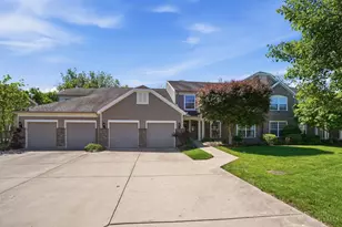 5892 Stonebridge Circle, Miami Township, OH 45150 - Photo 3
