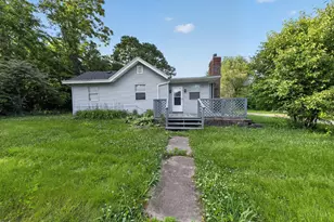 1312 W Loveland Ave, Loveland, OH 45140 - Photo 1