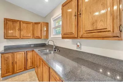 1210 Dixie Court, Cincinnati, OH 45215 - Photo 15