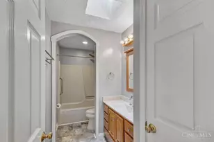 1210 Dixie Ct, Lincoln Heights, OH 45215 - Photo 25