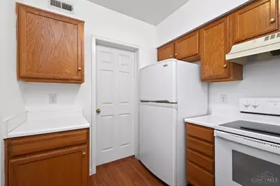 200 Gateway Drive #H, Milford, OH 45150 - Photo 7