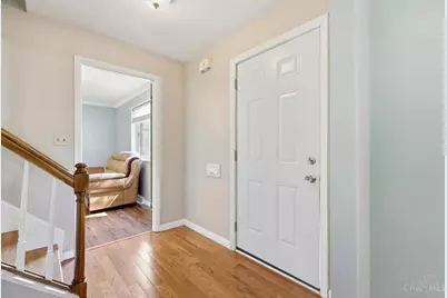 9125 Millcliff Drive, Springfield Township, OH 45231 - Photo 5