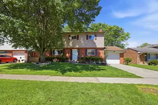 9125 Millcliff Dr, Springfield Township, OH 45231 - Photo 1