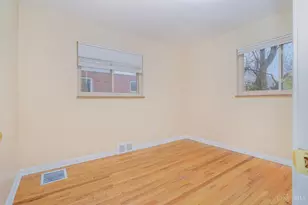 1545 McMakin Ave, Cincinnati, OH 45231 - Photo 15