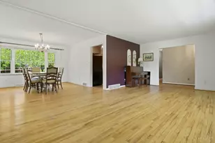 1023 Nimitz Ln, Anderson Township, OH 45230 - Photo 7