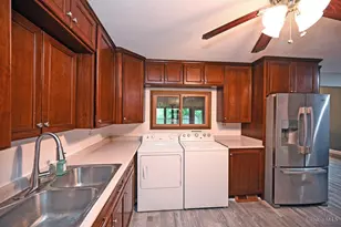 619 Carefree Dr, Union Township, OH 45244 - Photo 7