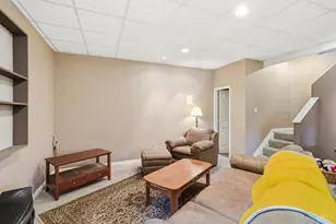 6825 Wesselman Rd, Green Township, OH 45248 - Photo 19