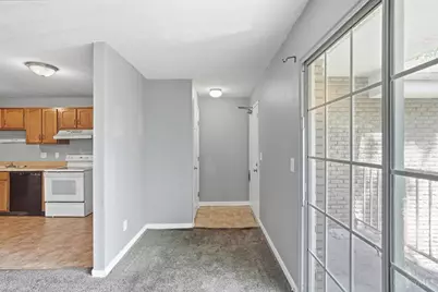 4816 Glenway Avenue #10, Cincinnati, OH 45238 - Photo 5