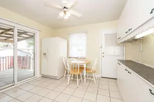 210 Marion Ave, Cincinnati, OH 45215 - Photo 5