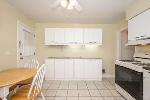 210 Marion Ave, Cincinnati, OH 45215 - Photo 7