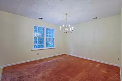 513 N Columbus Avenue, Blanchester, OH 45107 - Photo 11