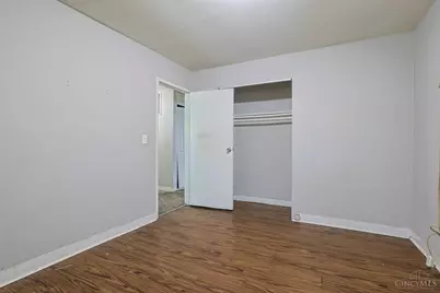 8793 Balboa Drive, Springfield Township, OH 45231 - Photo 15