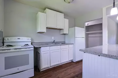 8793 Balboa Drive, Springfield Township, OH 45231 - Photo 11