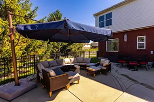 7367 Sussex Dr, West Chester, OH 45069 - Photo 13