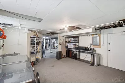 5731 Doerger Lane, Cincinnati, OH 45212 - Photo 23