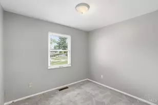 1855 Bluehill Dr, Springfield Township, OH 45240 - Photo 25