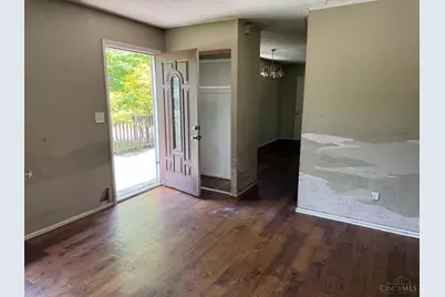 10170 Season Drive, Cincinnati, OH 45251 - Photo 3