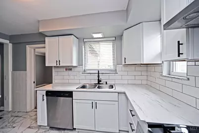 1403 Shenandoah Avenue, Cincinnati, OH 45237 - Photo 11