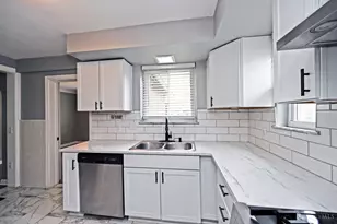 1403 Shenandoah Ave, Cincinnati, OH 45237 - Photo 11