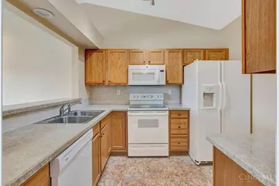 5570 Harbourwatch Way #203, Mason, OH 45040 - Photo 9