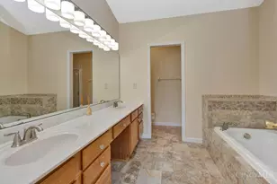 5570 Harbourwatch Way, Deerfield Township, OH 45040 - Photo 19