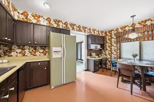 2056 Persimmon Ct, Springfield Township, OH 45231 - Photo 19