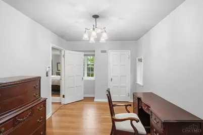 16 Far Hills Drive, Cincinnati, OH 45208 - Photo 21