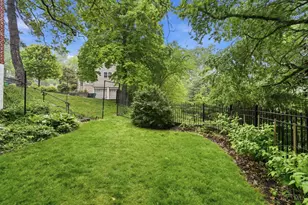 16 Far Hills Dr, Cincinnati, OH 45208 - Photo 49