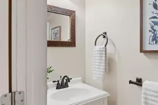 16 Far Hills Dr, Cincinnati, OH 45208 - Photo 39