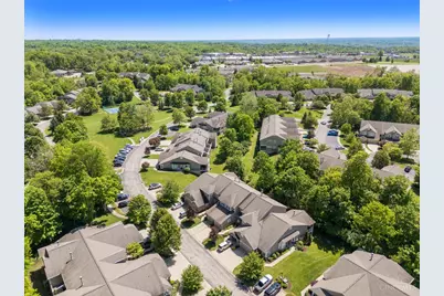 5927 Castlewood Crossing, Miami Township, OH 45150 - Photo 37