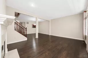 5927 Castlewood Crossing, Miami Township, OH 45150 - Photo 5
