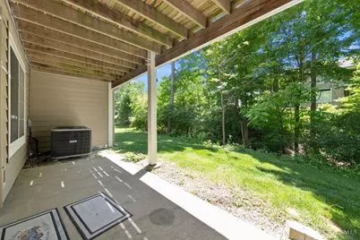 5927 Castlewood Crossing, Miami Township, OH 45150 - Photo 17