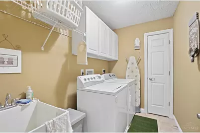 5604 Oak View Drive, Hamilton Township, OH 45039 - Photo 53