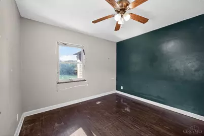 1323 Woodland Avenue, Springfield Township, OH 45237 - Photo 5