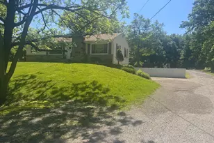 859 Loveland-Miamiville Rd, Miami Township, OH 45140 - Photo 3