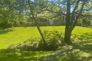 859 Loveland-Miamiville Rd, Miami Township, OH 45140 - Photo 5