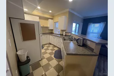207 E University Avenue #6A, Cincinnati, OH 45219 - Photo 3