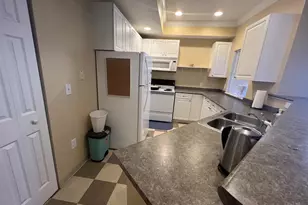 207 E University Ave, Cincinnati, OH 45219 - Photo 7