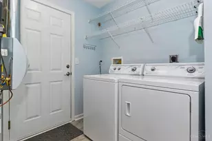 4115 Woodsly Dr, Union Township, OH 45103 - Photo 17