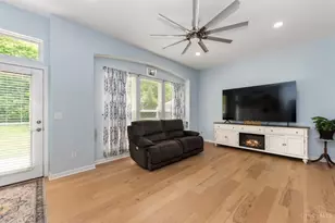 4115 Woodsly Dr, Union Township, OH 45103 - Photo 7