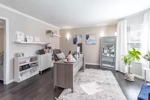 8049 Plantation Dr, West Chester, OH 45069 - Photo 9