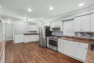 2041 Earlwood Ct, Green Township, OH 45238 - Photo 9