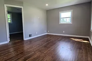 393 N Main St, Waynesville, OH 45068 - Photo 5