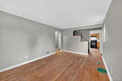 1398 Adams Road, Cincinnati, OH 45231 - Photo 9